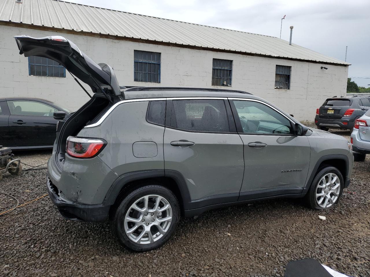 2023 JEEP COMPASS LATITUDE LUX VIN:3C4NJDFN2PT514815