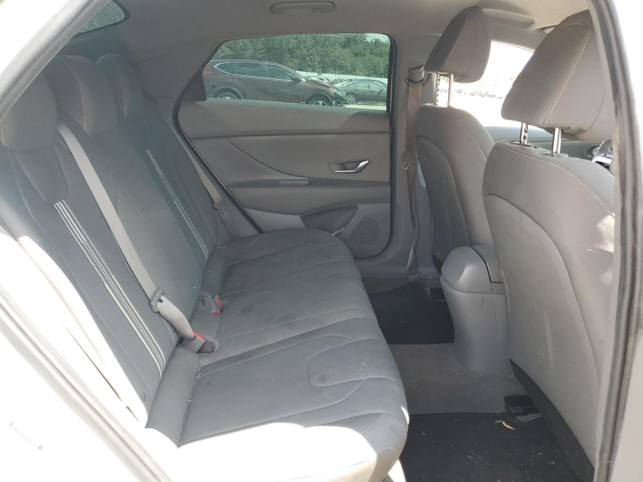 2022 HYUNDAI ELANTRA SEL VIN:5NPLM4AG2NH080982