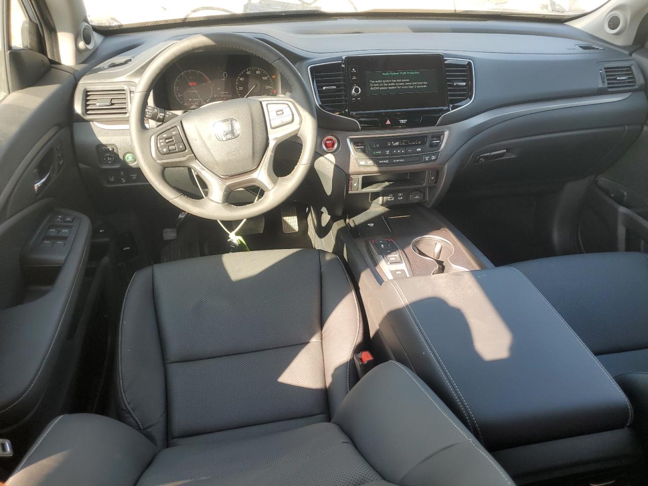2024 HONDA RIDGELINE RTL VIN:5FPYK3F55RB024012