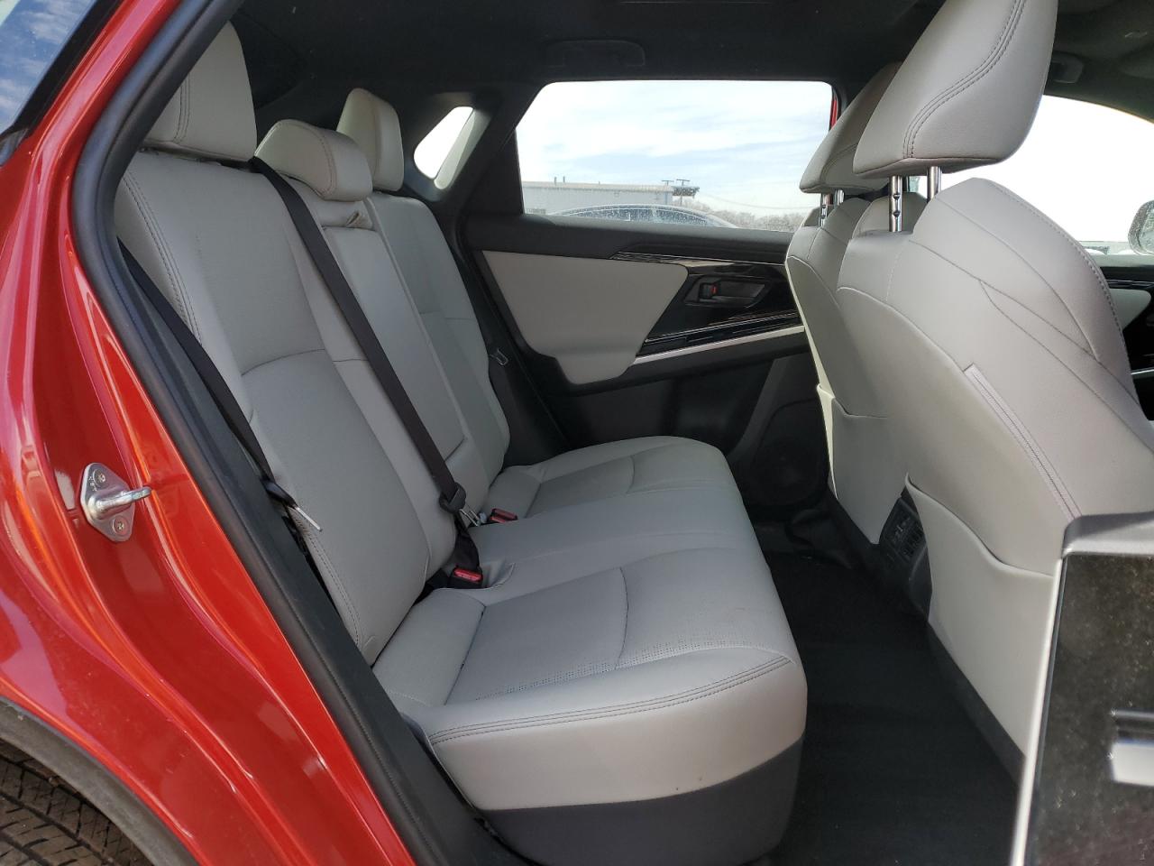 2024 TOYOTA BZ4X XLE VIN:JTMABACA3RA076814