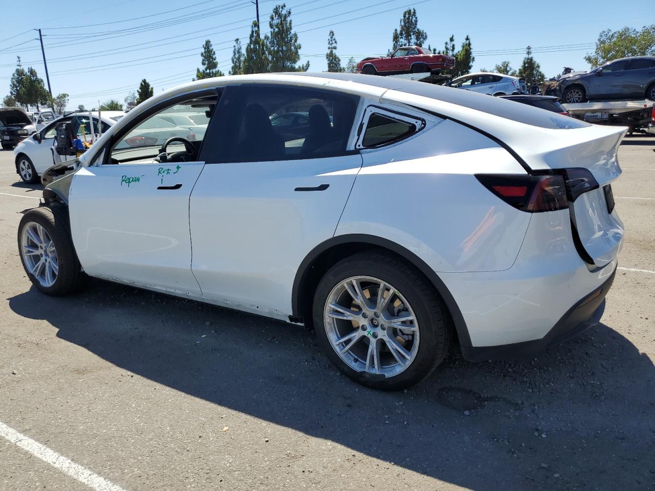 2023 TESLA MODEL Y  VIN:7SAYGDEE8PA099172