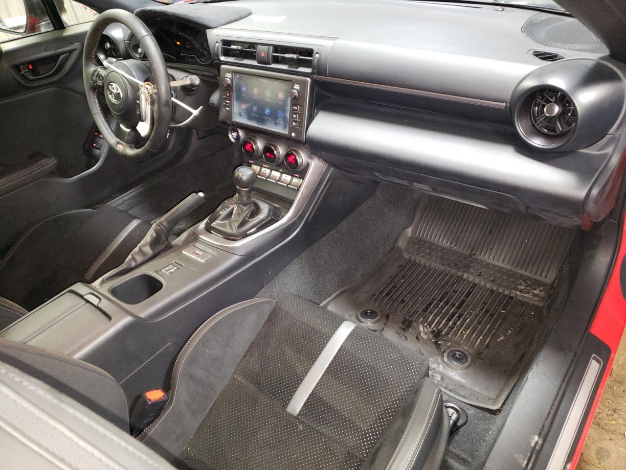 2024 TOYOTA GR 86 PREMIUM VIN:JF1ZNBE1XR8750113