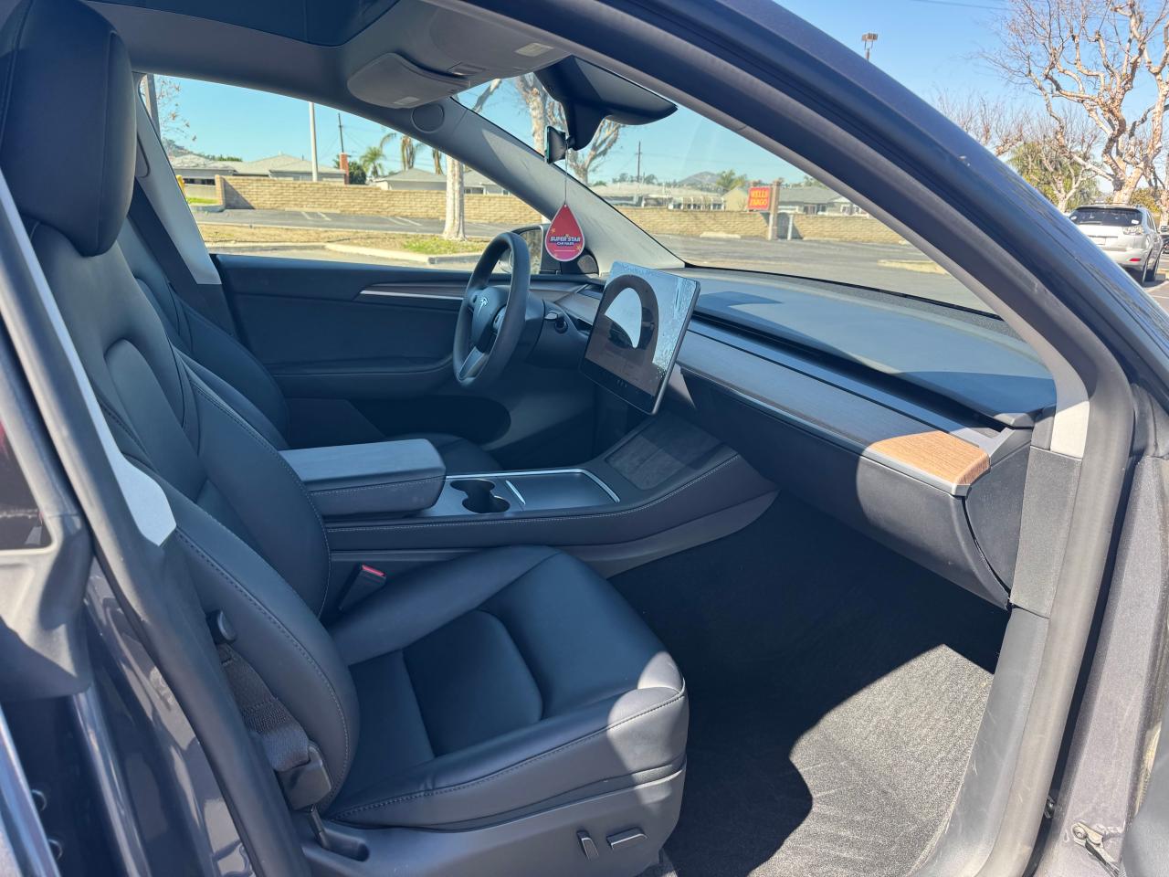 2023 TESLA MODEL Y  VIN:7SAYGDED4PF940897