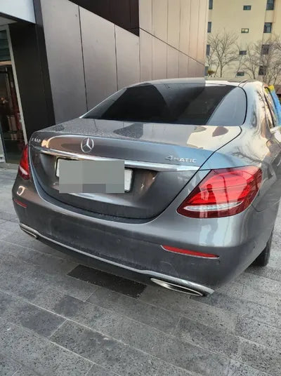 2018 Mercedes-Benz E 300 VIN: