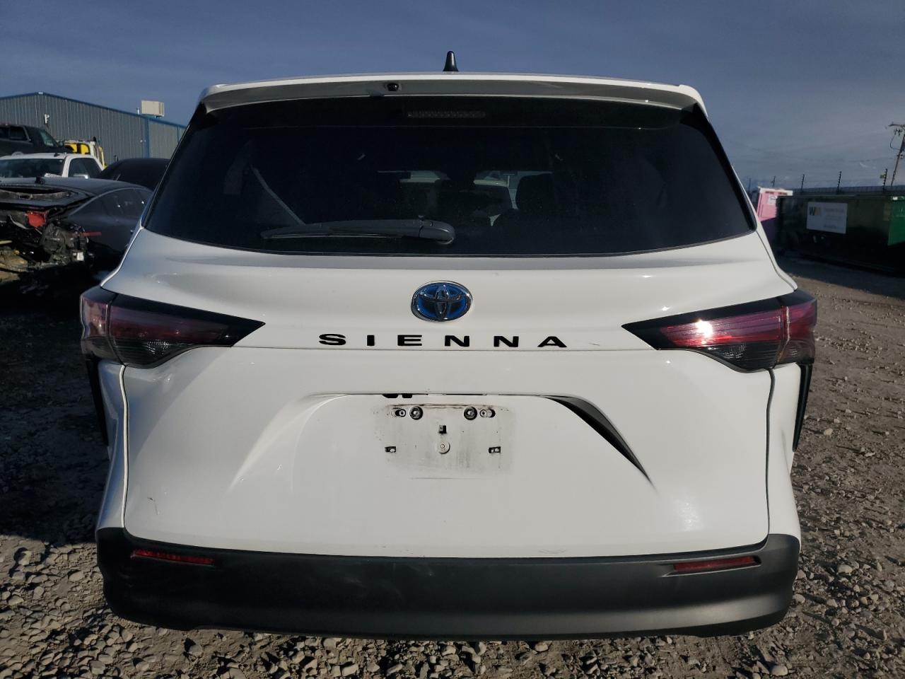 2022 TOYOTA SIENNA LE VIN:5TDKSKFC5NS055967