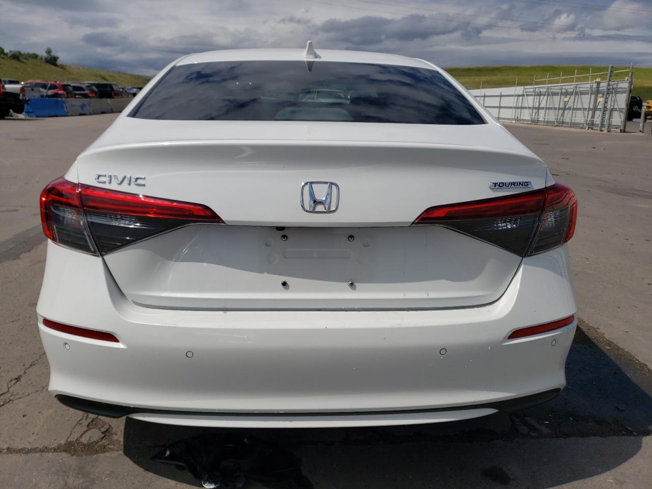 2022 HONDA CIVIC TOURING VIN:2HGFE1F94NH325200