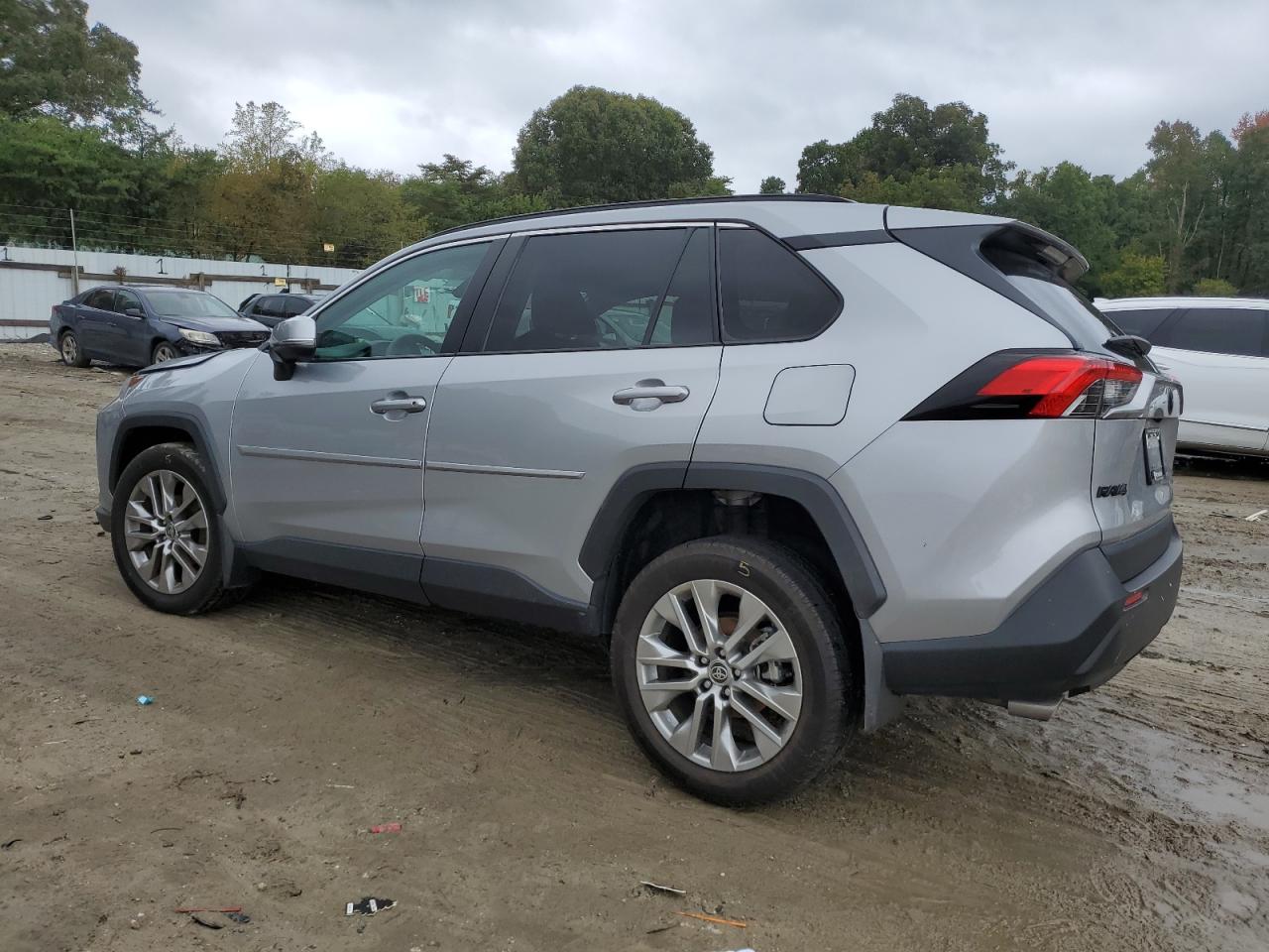 2023 TOYOTA RAV4 XLE PREMIUM VIN:2T3A1RFV9PW342187