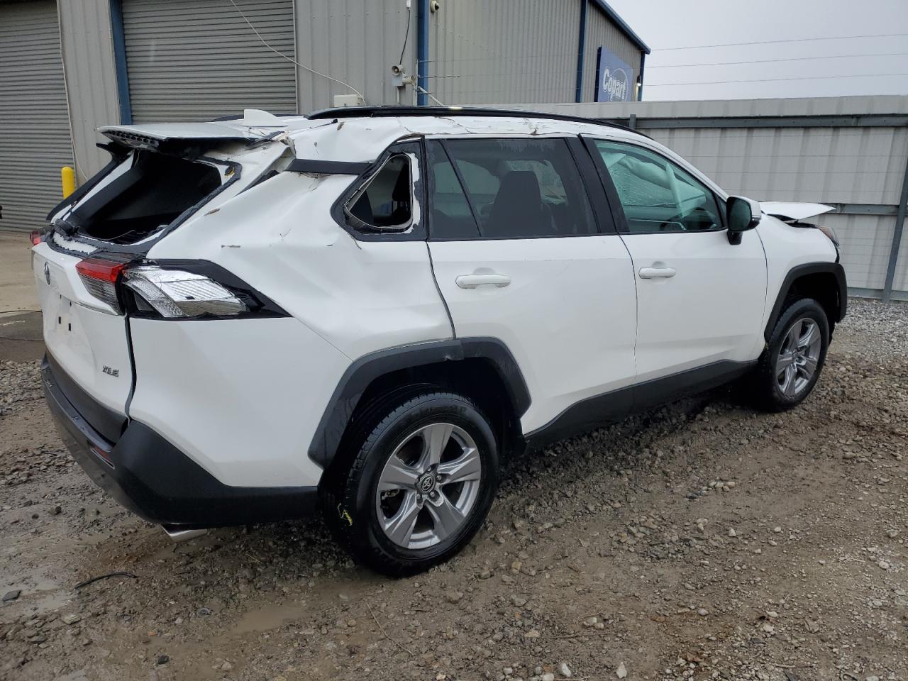 2024 TOYOTA RAV4 XLE VIN:2T3W1RFV4RC272074