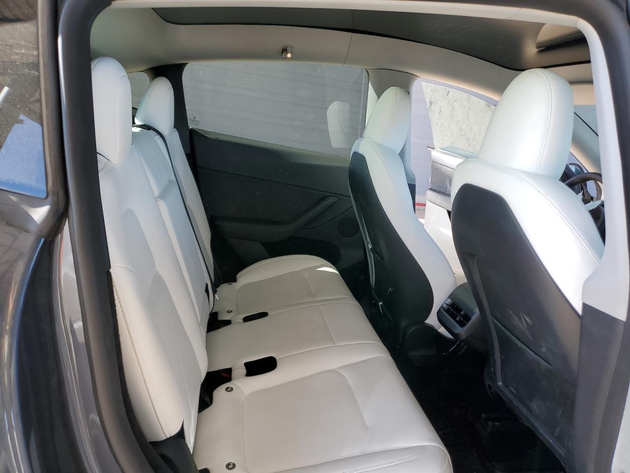 2023 TESLA MODEL Y  VIN:7SAYGDEE0PF896955
