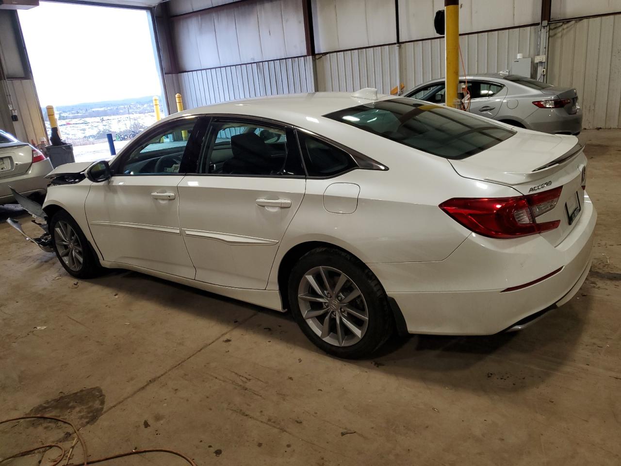 2022 HONDA ACCORD LX VIN:1HGCV1F1XNA033353