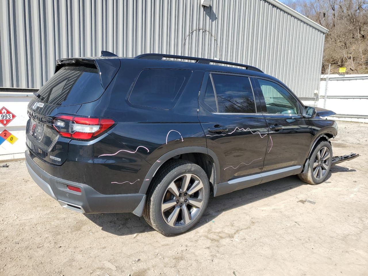 2023 HONDA PILOT TOURING VIN:5FNYG1H74PB009012