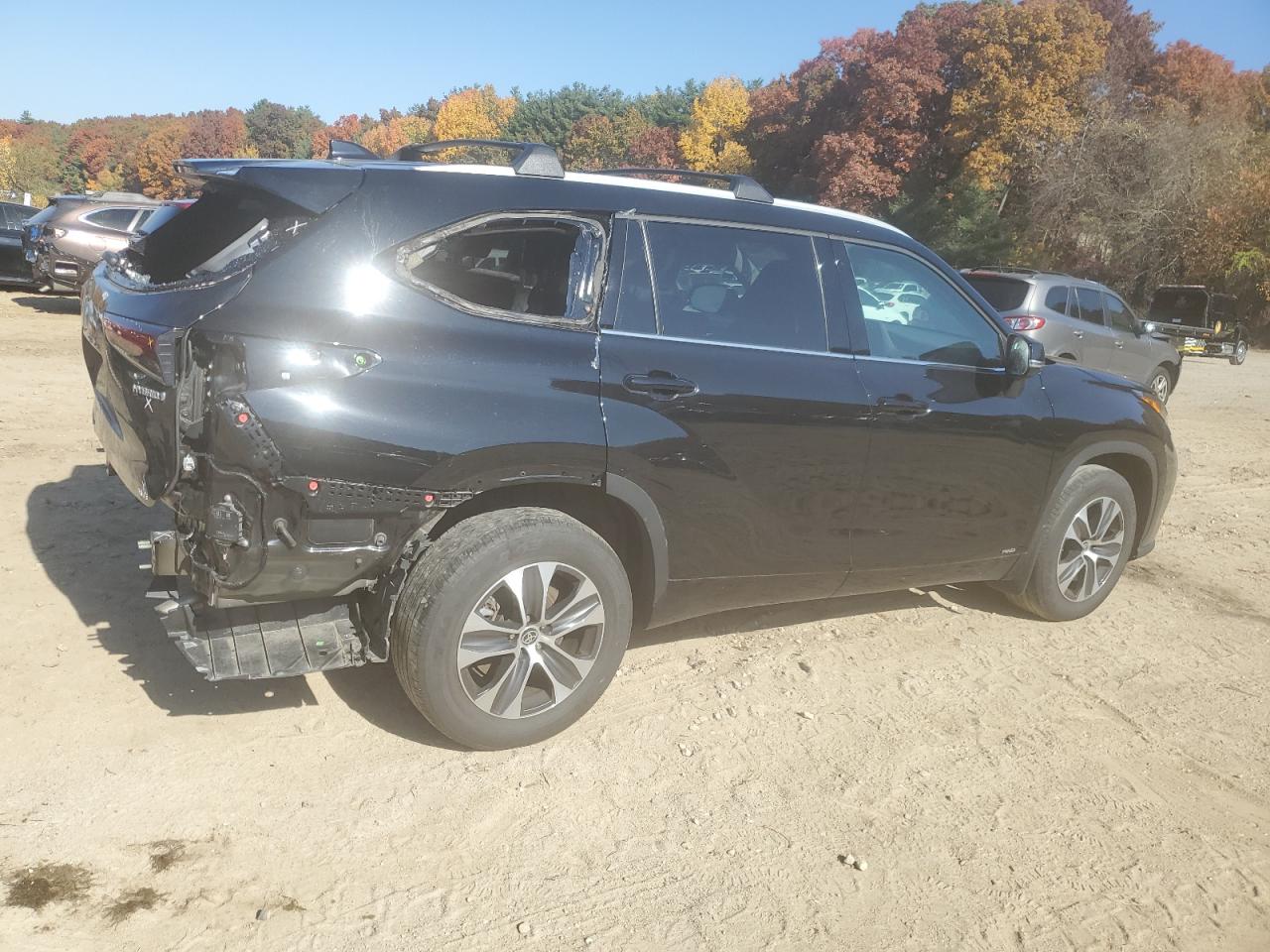 2022 TOYOTA HIGHLANDER HYBRID XLE VIN:5TDGBRCH5NS550894