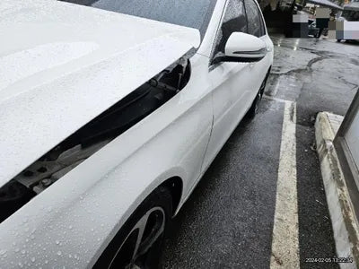 2017 Mercedes-Benz E 200 VIN: