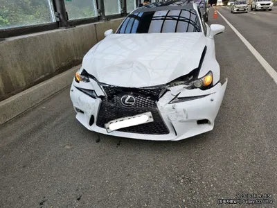 2016 Lexus IS 200t JTHBA5D28G5018322 VIN:JTHBA5D28G5018322