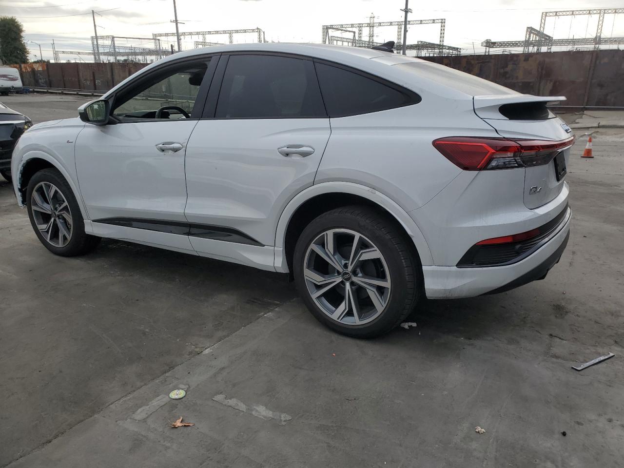 2024 AUDI Q4 E-TRON SPORTBACK PREMIUM VIN:WA122BFZ5RP007285