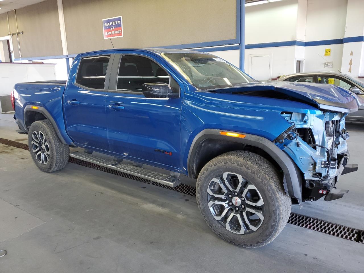 2024 GMC CANYON AT4 VIN:1GTP6DEK3R1114273