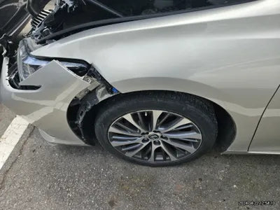 2018 Lexus ES 300 VIN: