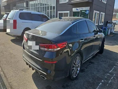 2018 Kia K5 VIN: