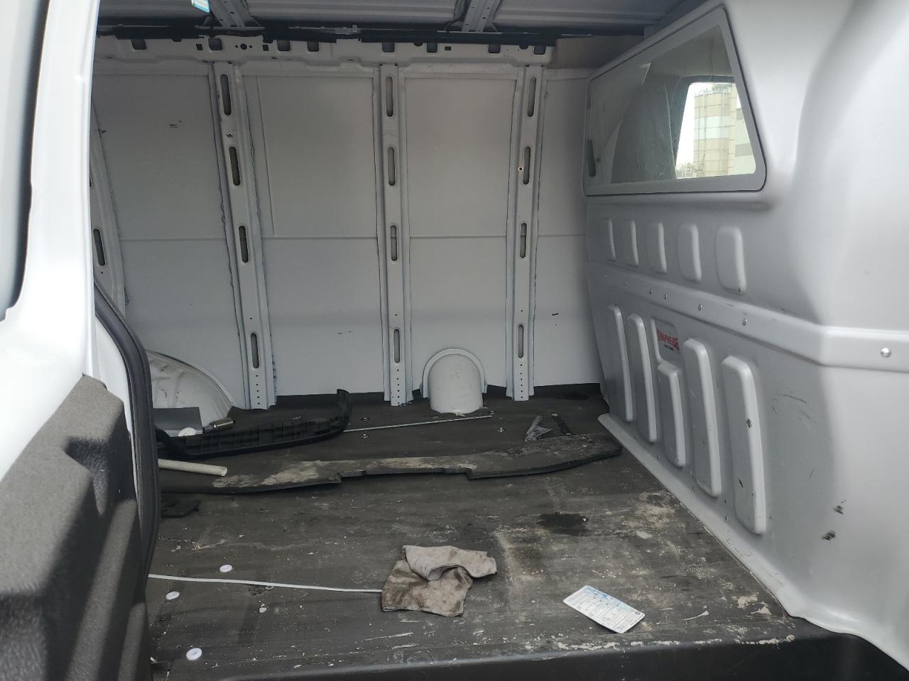 2024 CHEVROLET EXPRESS G2500  VIN:1GCWGAF76R1103432