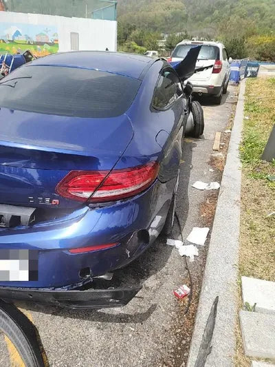 2017 Mercedes-Benz C 63 AMG VIN: