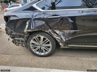 2017 Genesis G80 KMHGL41DBJU246072 VIN:KMHGL41DBJU246072