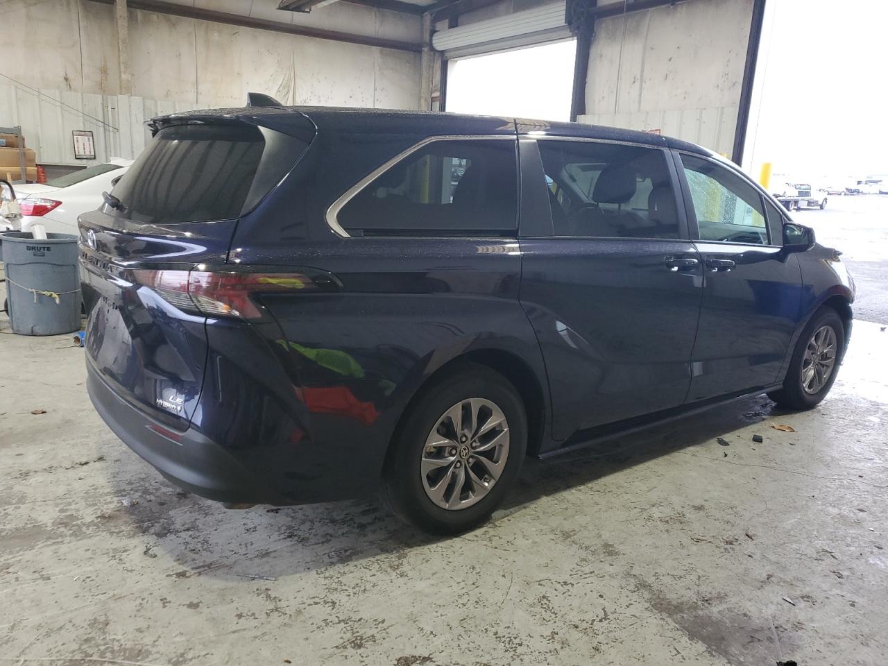 2023 TOYOTA SIENNA LE VIN:5TDKRKEC3PS146087