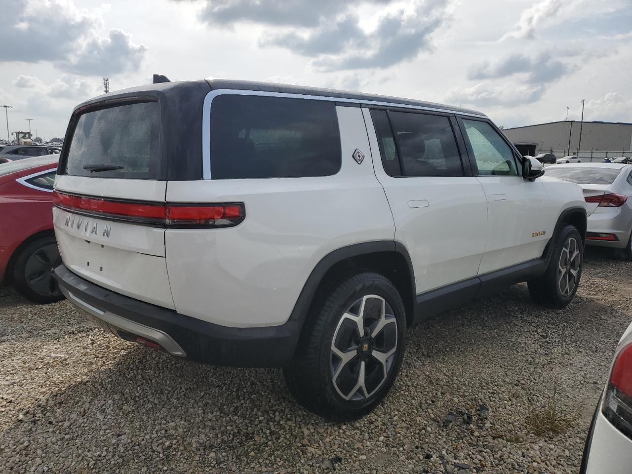 2024 RIVIAN R1S ADVENTURE VIN:7PDSGABA3RN034023