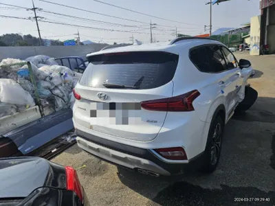 2018 Hyundai Santa FE VIN: