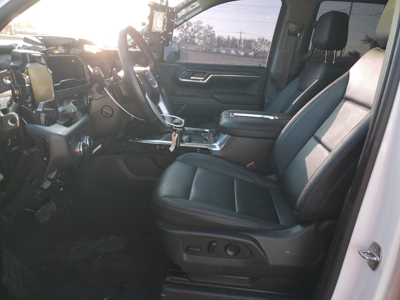 2022 GMC SIERRA C1500 SLT VIN:3GTPHDED5NG644462