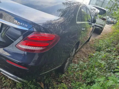 2018 Mercedes-Benz E 400 145KMWDDZF6GB0JA4 VIN:145KMWDDZF6GB0JA4