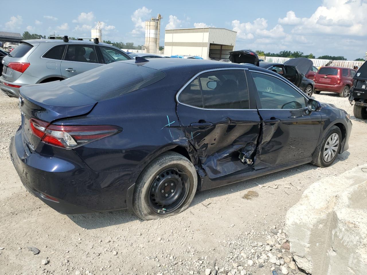 2022 TOYOTA CAMRY LE VIN:4T1H31AK7NU574171