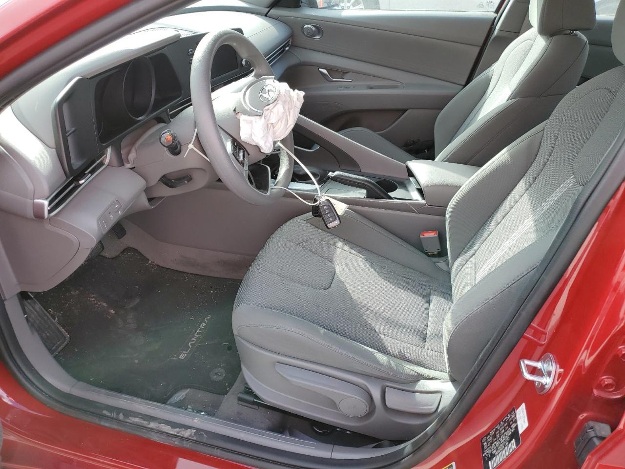 2022 HYUNDAI ELANTRA SE VIN:KMHLL4AG5NU349383