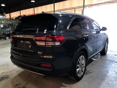 2017 Kia Sorento KNAPS81ADHA326438 VIN:KNAPS81ADHA326438