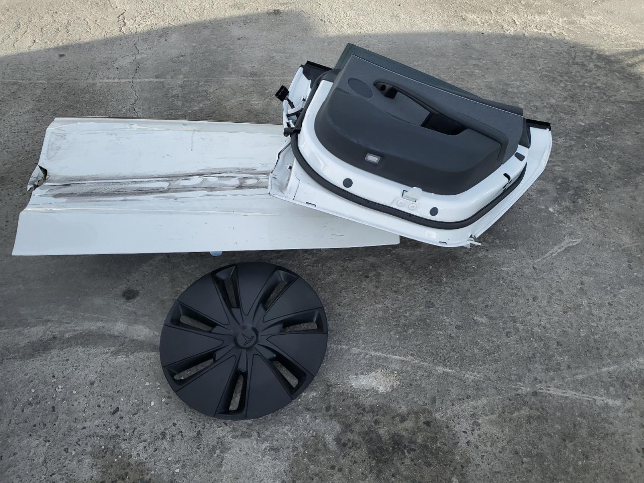 2024 TESLA MODEL 3  VIN:5YJ3E1EA4RF784896