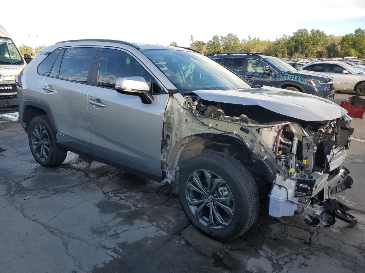 2022 TOYOTA RAV4 XLE PREMIUM VIN:4T3B6RFV2NU095758