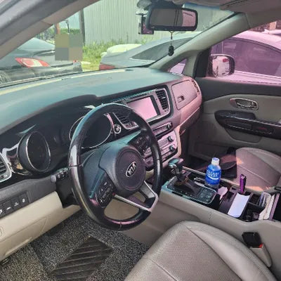 2017 Kia Carnival VIN: