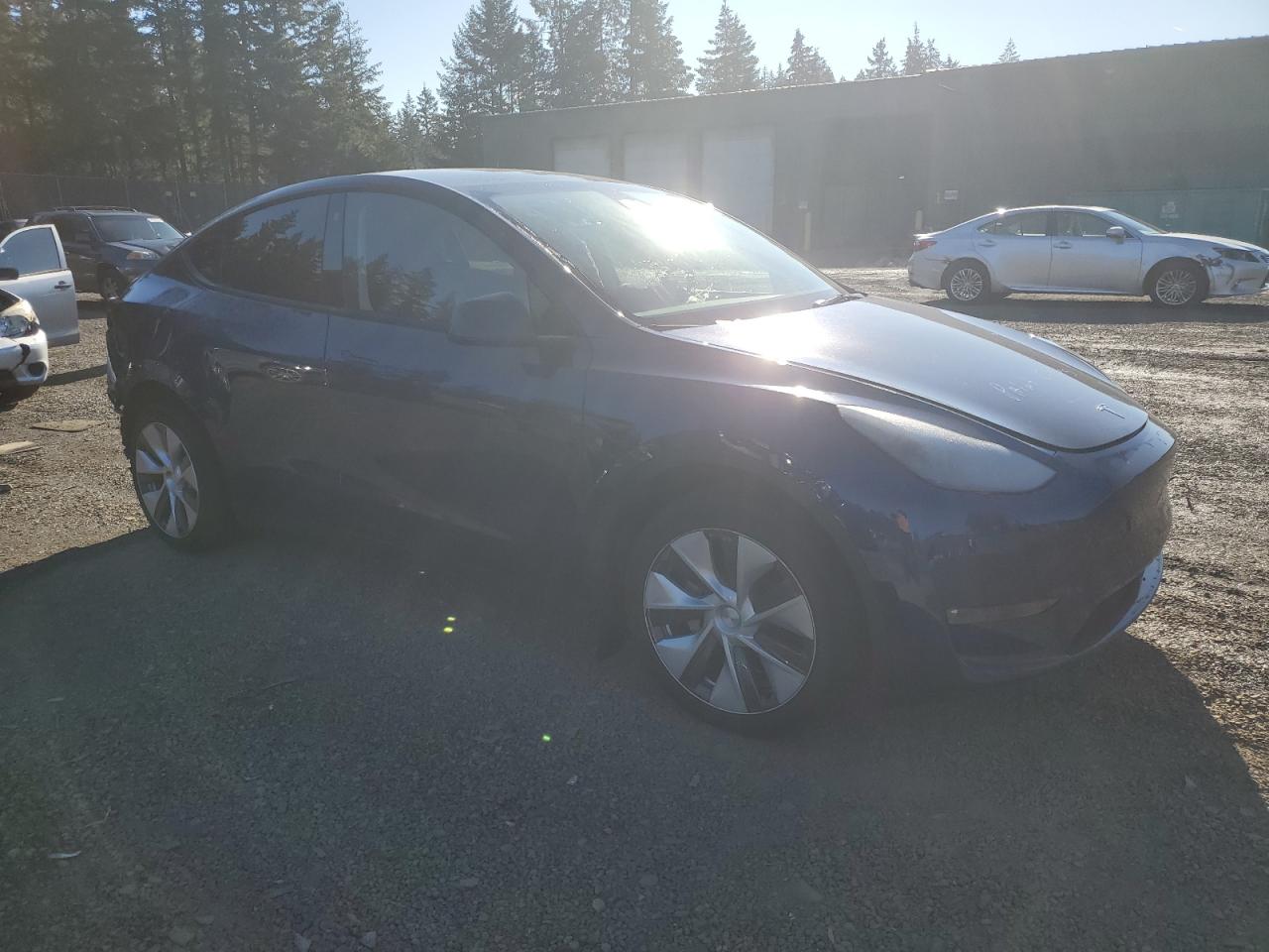 2023 TESLA MODEL Y  VIN:7SAYGDEE7PF760001