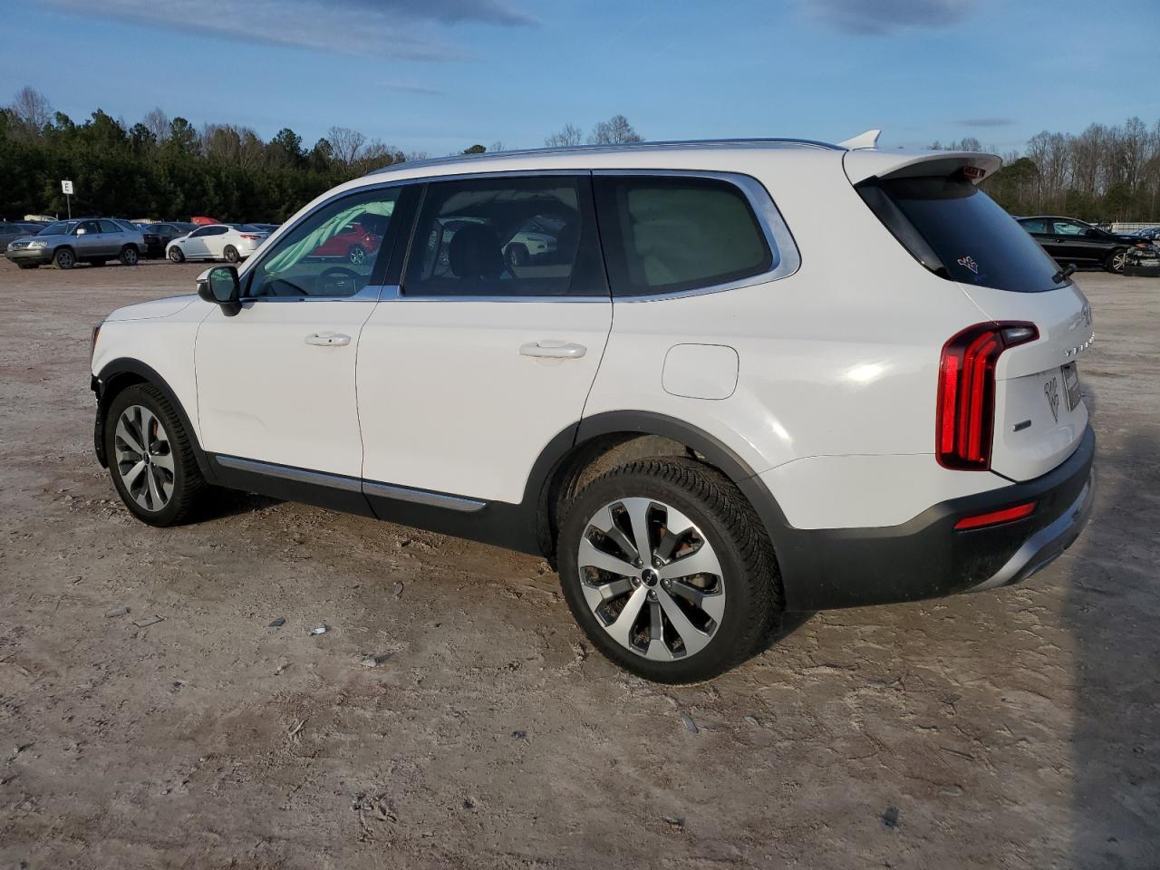 2022 KIA TELLURIDE EX VIN:5XYP3DHC2NG224884