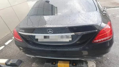 2016 Mercedes-Benz C 200 VIN: