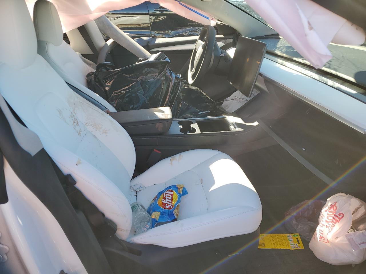 2024 TESLA MODEL Y  VIN:7SAYGAEE9RF077458