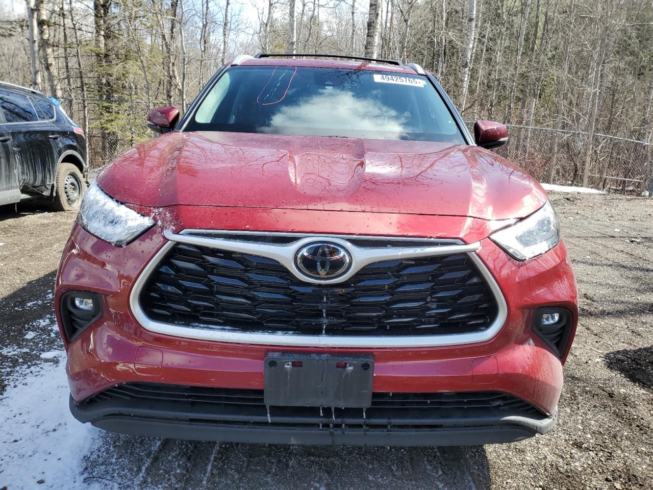 2022 TOYOTA HIGHLANDER XLE VIN:5TDGZRBH8NS582154