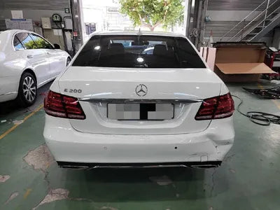 2015 Mercedes-Benz E 200 VIN: