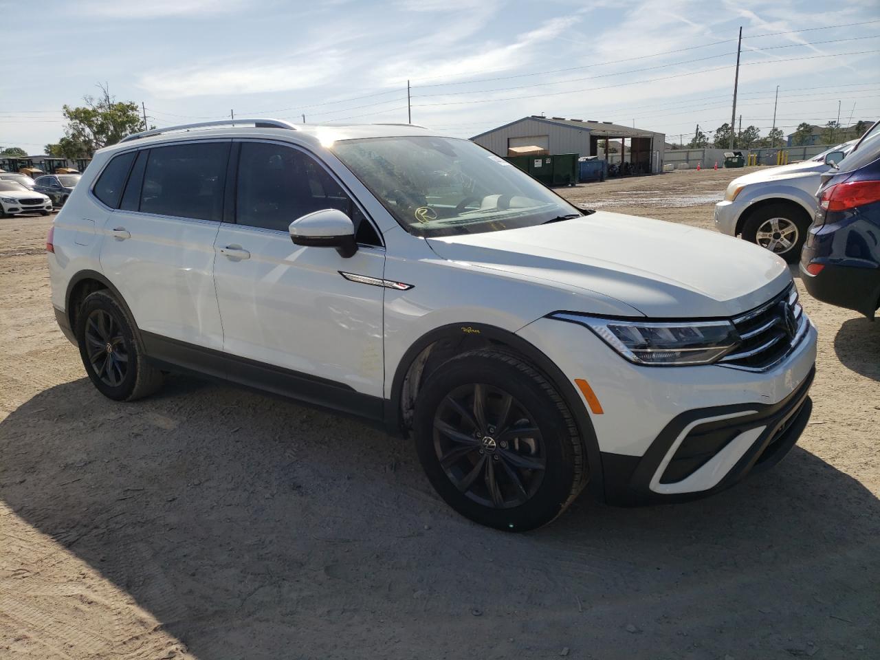 2022 VOLKSWAGEN TIGUAN SE VIN:3VV3B7AX2NM176551