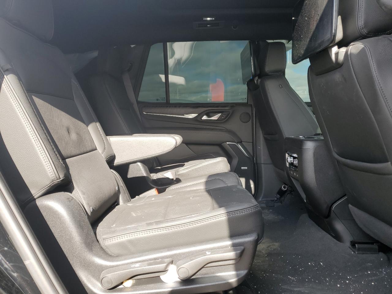 2024 GMC YUKON DENALI VIN:1GKS2DKL7RR226745