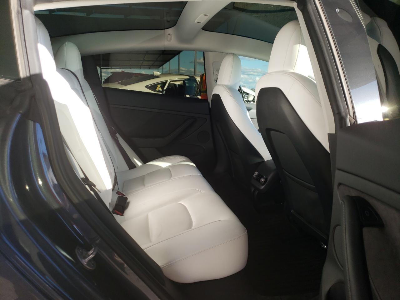 2023 TESLA MODEL 3  VIN:5YJ3E1EA2PF438259