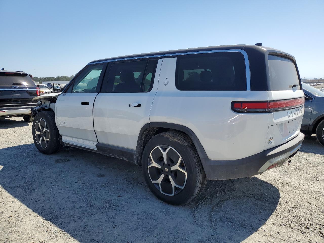 2023 RIVIAN R1S ADVENTURE VIN:7PDSGABA8PN027470