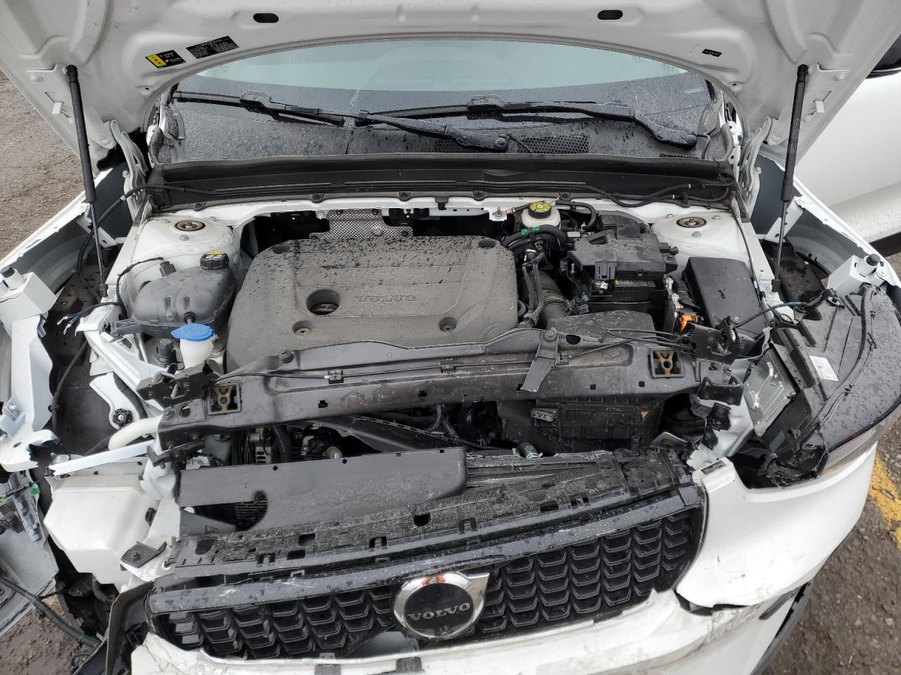 2024 VOLVO XC40 PLUS VIN:YV4L12UL0R2272976