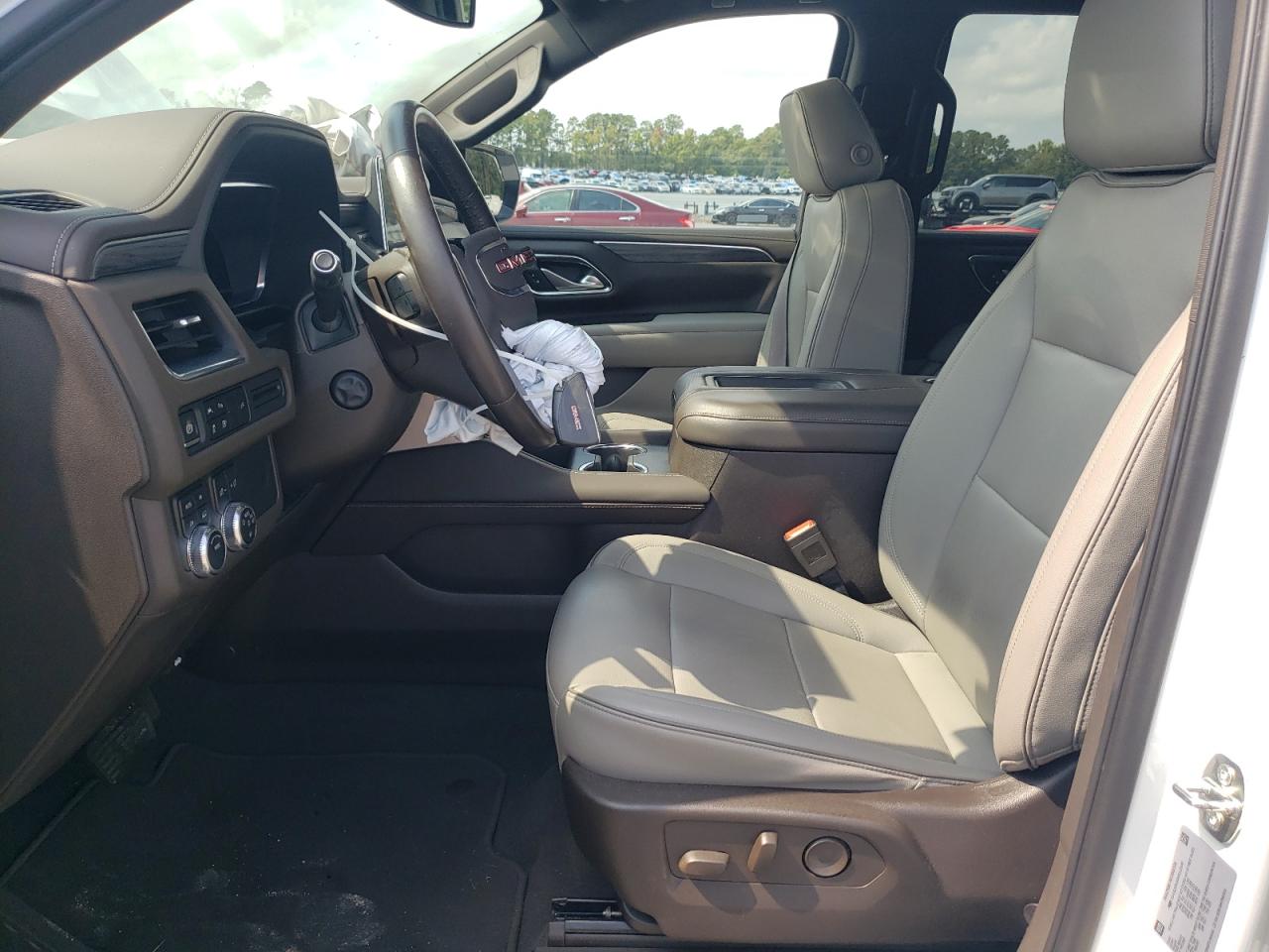 2022 GMC YUKON SLT VIN:1GKS2BKD0NR123240