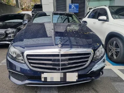 2018 Mercedes-Benz E 300 VIN: