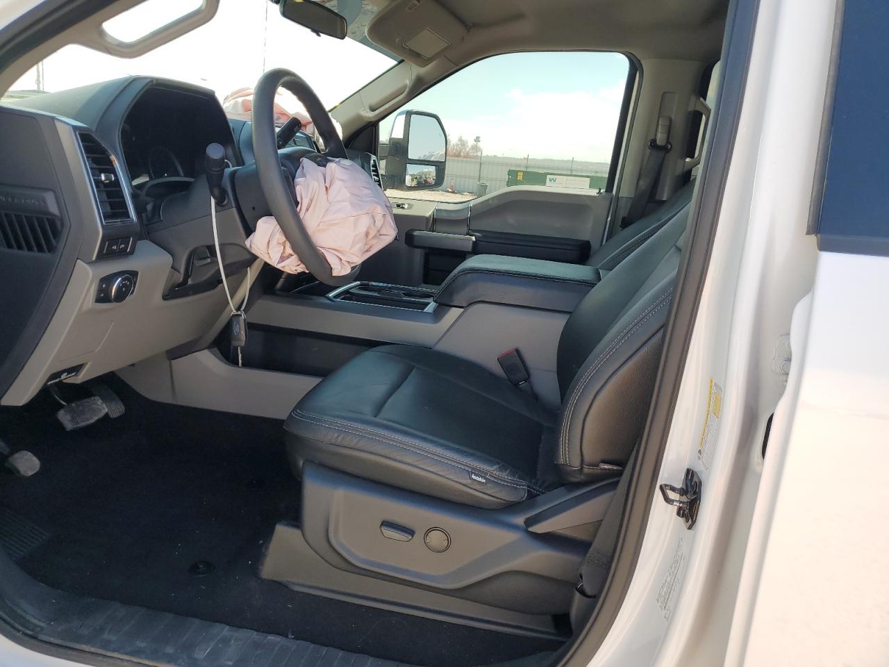 2022 FORD F350 SUPER DUTY VIN:1FT8W3BT4NEC10685